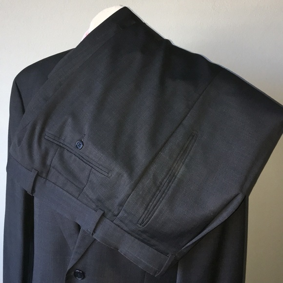 Hugo Boss - Picture 5 of 8